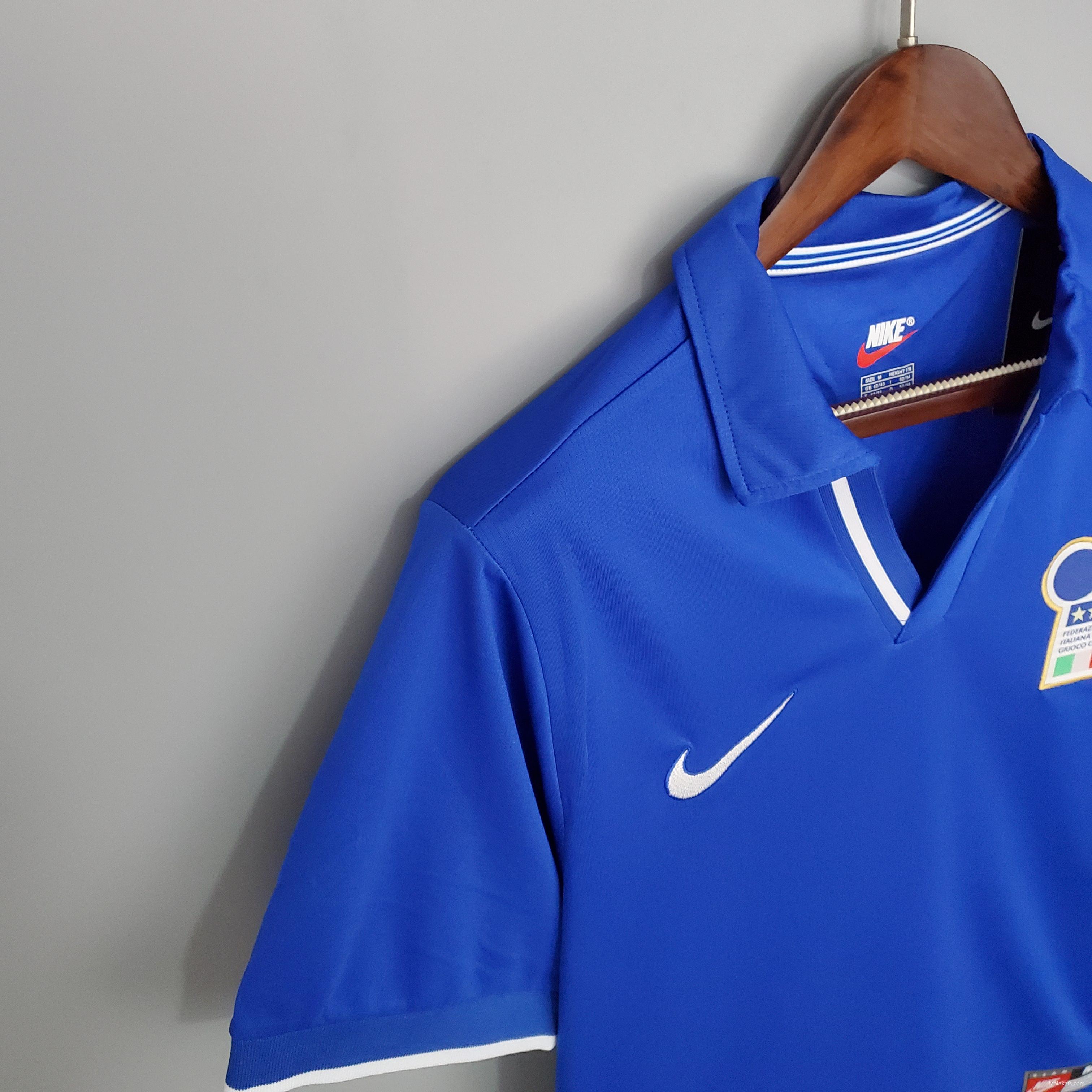 Retro Italy 1998 home Soccer Jersey