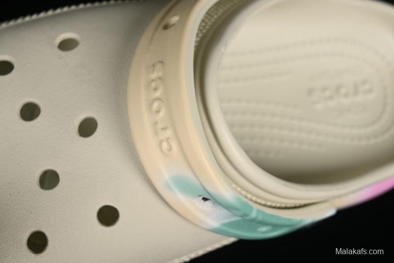 Crocs Classic Clog Cloud Retro Sandals with Adjustable Heel Strap - B.D4