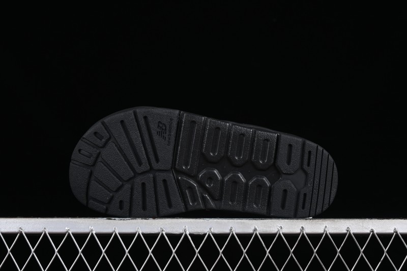 New Balance CRV CAP V2 Casual Sneakers with Flat Sole and Mesh Upper - SD3205YE2
