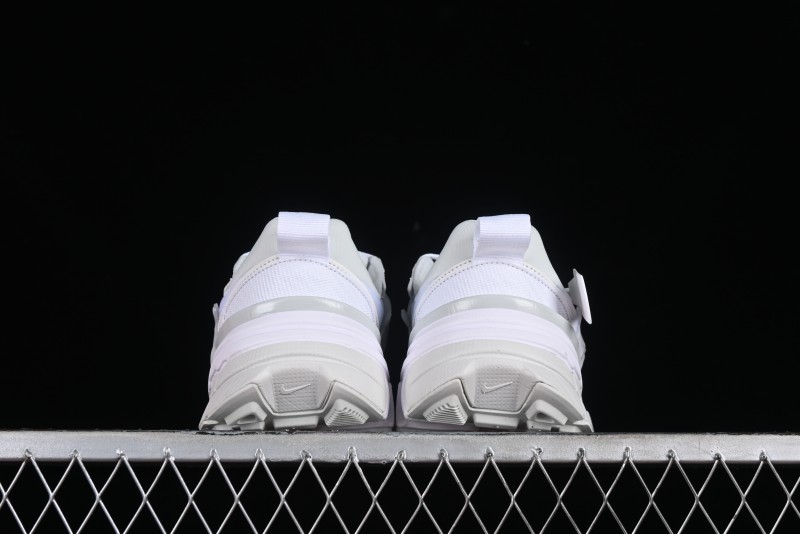 Nike Runtekk V2K Retro Low-Top Running Shoes with Cushlon Midsole and Distressed Effect - FD0736-104