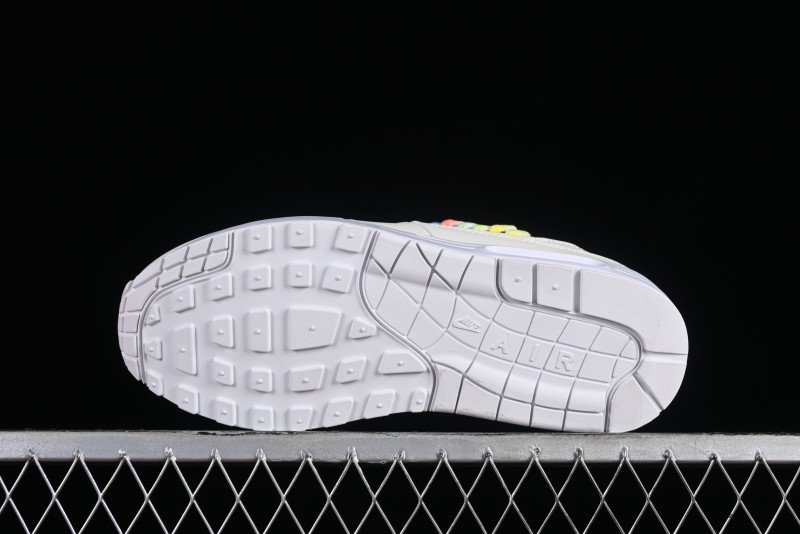 Nike Air Max 1 Retro Running Shoes with Half-Sole Air Cushion - FN4782-100