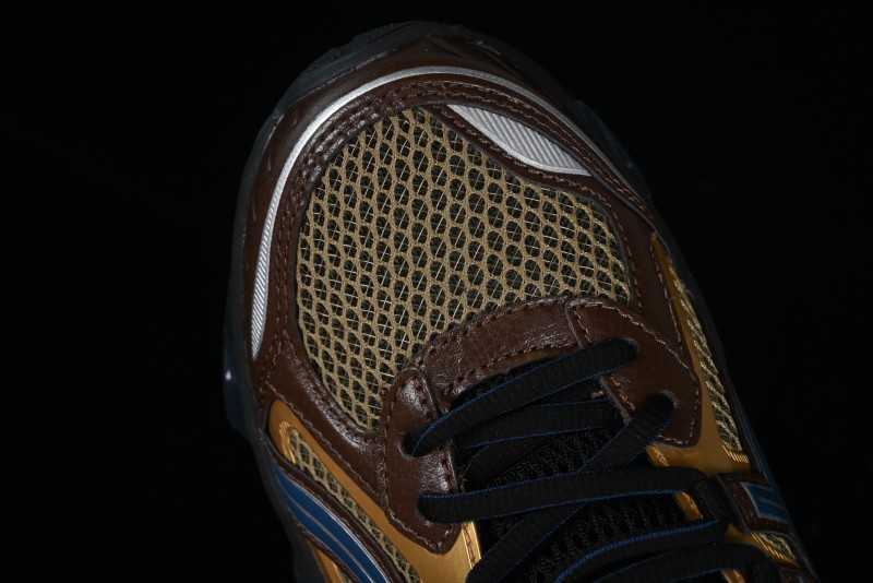 Asics Gel-Quantum Kinetic Retro Casual Sneakers with Thick Sole and GEL Scutoid Technology - 1203A270-202