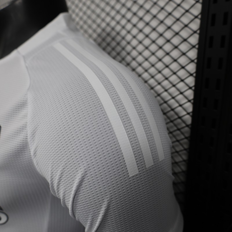 Player Version 25/26 Arsenal White with Emirates Sponsor Jersey