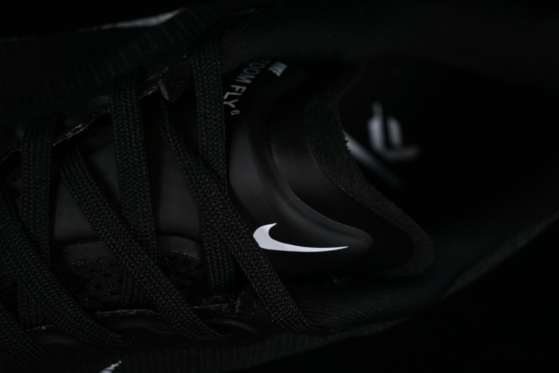 Nike Zoom Fly 6 Running Shoes with Flyknit Material and Carbon Fiber Plate for Superior Elasticity - FN8454-001