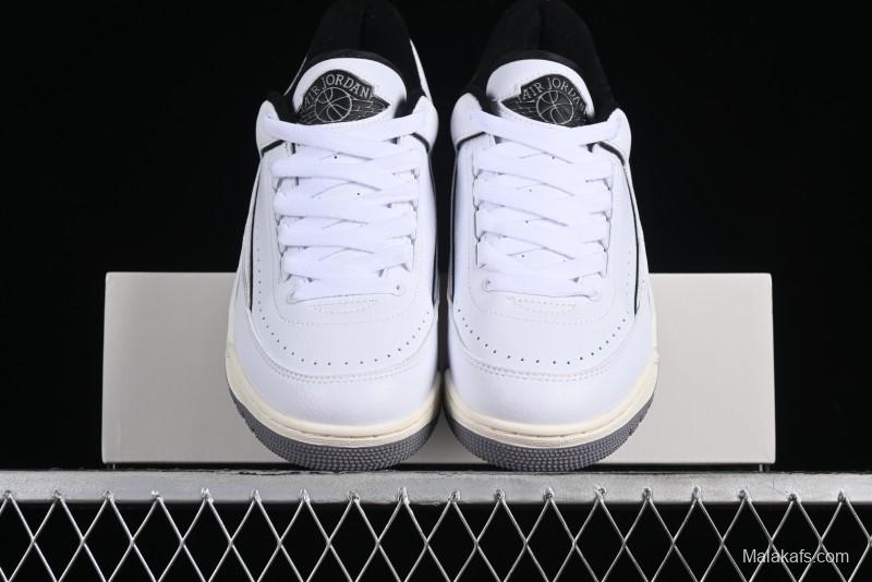 Nike Air Jordan 2/3 Retro Low Top Basketball Shoes in White/Black/Sail/Cement Grey - FD0383-100