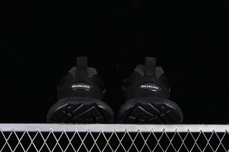 Balenciaga Phantom Sneaker - W3XLH0211