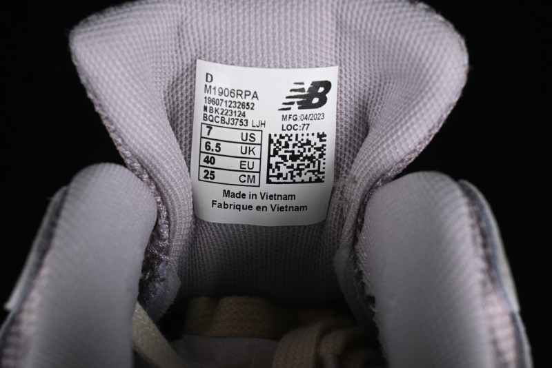New Balance 1906 Series Retro Dad Style Casual Running Shoes - M1906RPA