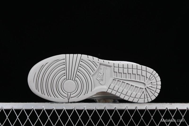 Nike Supreme x Nike SB Dunk Low Casual Skate Shoes in Beige Grey - RM2308-233