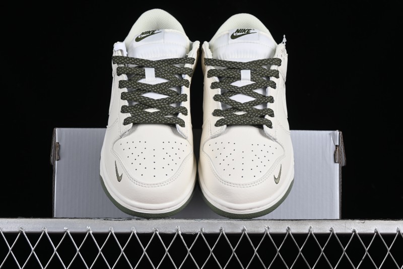 Nike SB Dunk Low Collaboration Triple Swoosh Military Green Colorway Low-Top Casual Skateboarding Shoes - NK5639-323