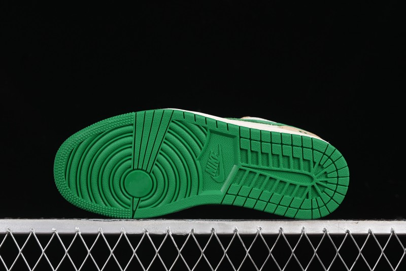 Nike Air Jordan 1 Low AJ1 Gucci Collaboration - Vintage Basketball Shoes in Sheepskin Green - WG8850-014