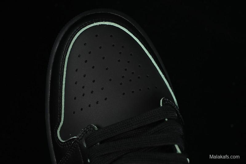 Nike Air Jordan 1 Low Black Cat Basketball Shoes - HM3690-001