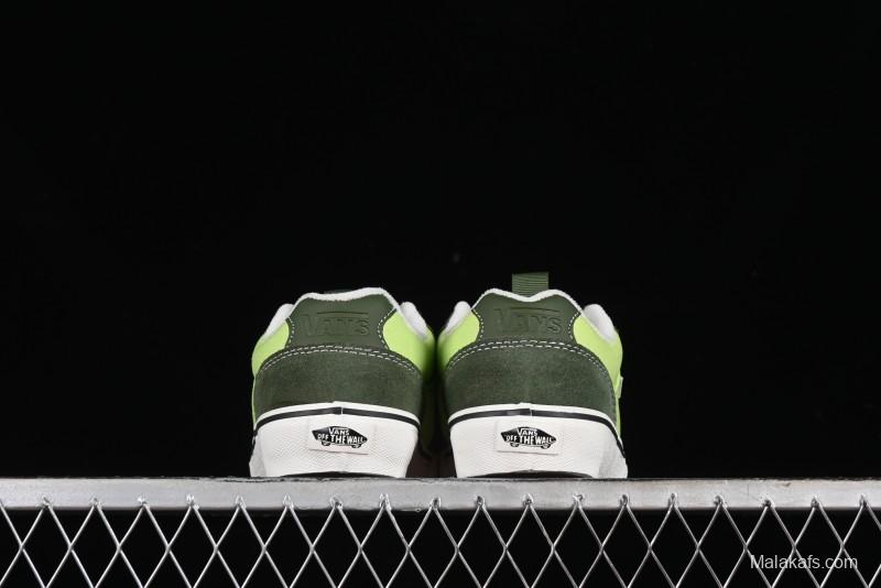 Vans Chukka Push Low-Top Skate Shoes with Slip-Resistant Sole in Apple Green - VN0008ZE08P