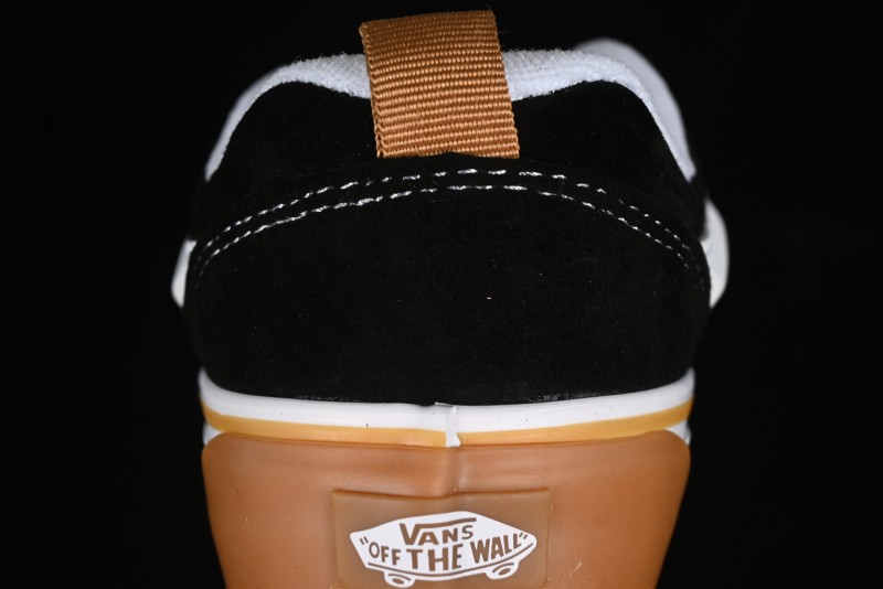 Vans Knu Skool Low Top Retro Casual Vulcanized Skate Shoes with Chunky Tongue - VN0009QCCJI