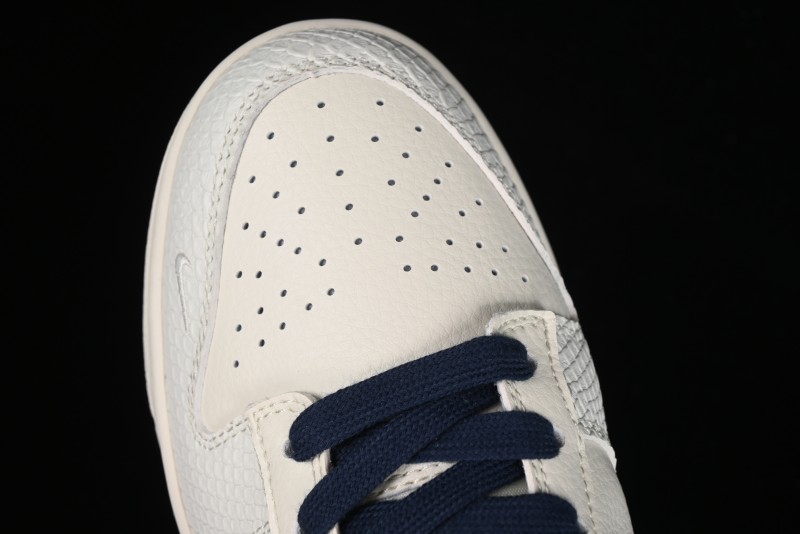 Nike SB Dunk Low Supreme Collaboration - White Dragon Scale Anniversary Custom Low-Top Casual Skate Shoes - BB8685-101