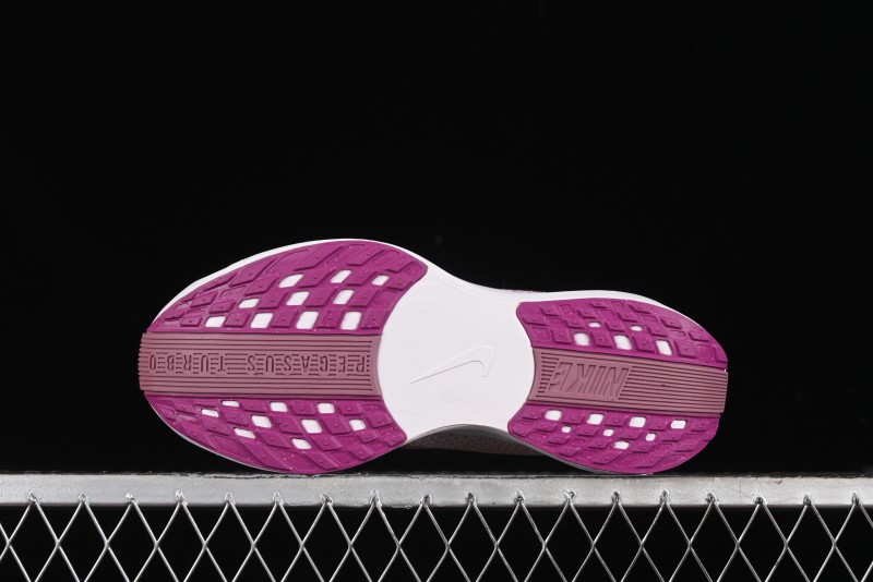 Nike Air Zoom Pegasus 35 Running Shoes with Zoom Air Cushion and Breathable Engineered Mesh - FQ7261-108