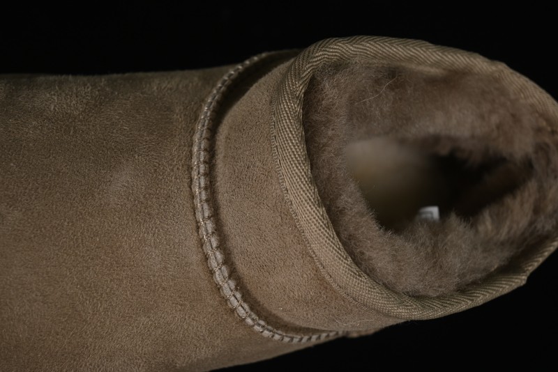 UGG Classic Ultra Mini Platform 3CM Short Boots with Genuine Shearling - 1135092