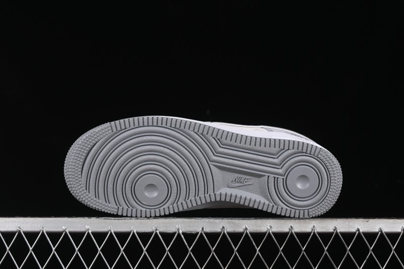 Nike Air Force 1 '07 Low The North Face Collaboration - Silver Grey Pigskin Sneakers - KK3333-004