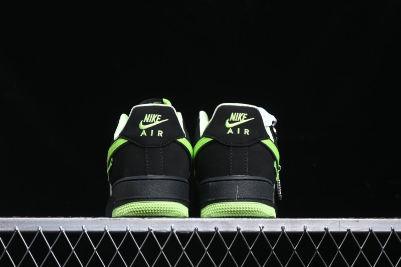 Nike Air Force 1 '07 Low Supreme Collaboration - Night Glow Low-Top Casual Sneakers - DF0188-009