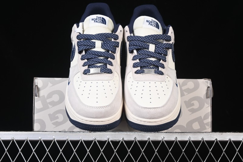 Nike Air Force 1 '07 Low Supreme The North Face Collaboration - Pig Eight Navy Blue Casual Sneakers - XZ6188-118