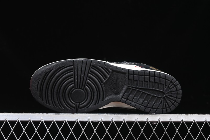 Nike SB Dunk Low Supreme Year of the Snake Limited Edition Black Snake Print Low-Top Casual Sneakers - XS1086-016