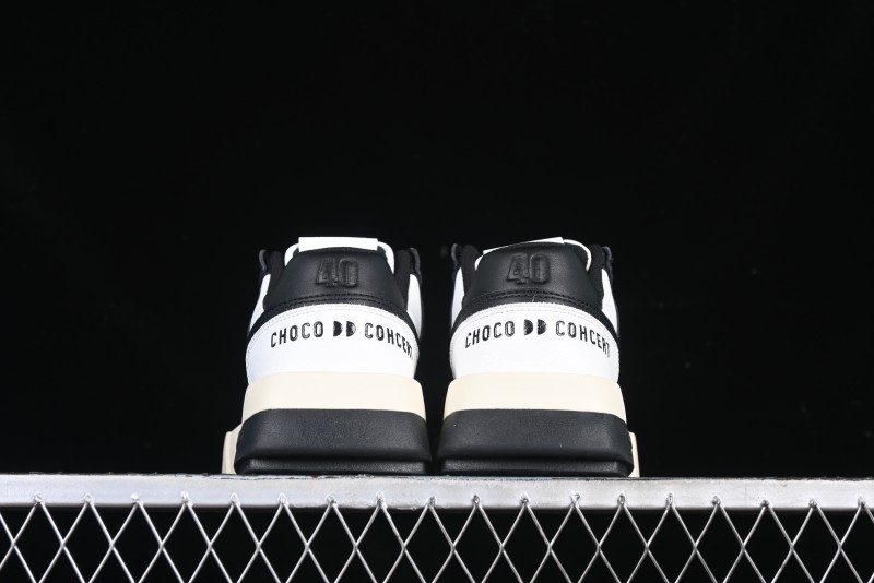 Choco Concert Leather Round Square Asymmetric Fashion Sneakers Black White - AJE5