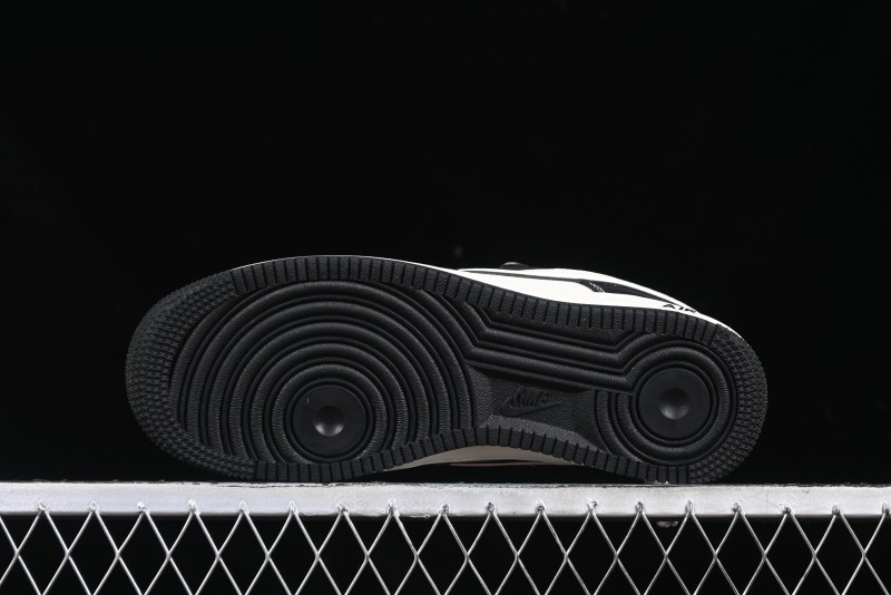 Nike Air Force 1 '07 Low Stussy Collaboration Black & White Swoosh Casual Sneakers - XZ6188-081