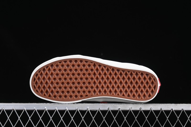 Vans Clash The Wall High Top Casual Skate Shoes - VN000CNKBA2