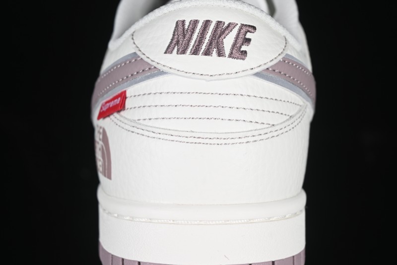 Nike SB Dunk Low Supreme x The North Face Low-Top Casual Skate Shoes - BM0234-507