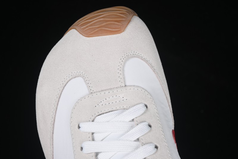 Loewe Ballet Runner 2.0 Sneakers Retro Style Low-Profile Casual Sports Shoes with Asymmetric Toe Design - White Blub