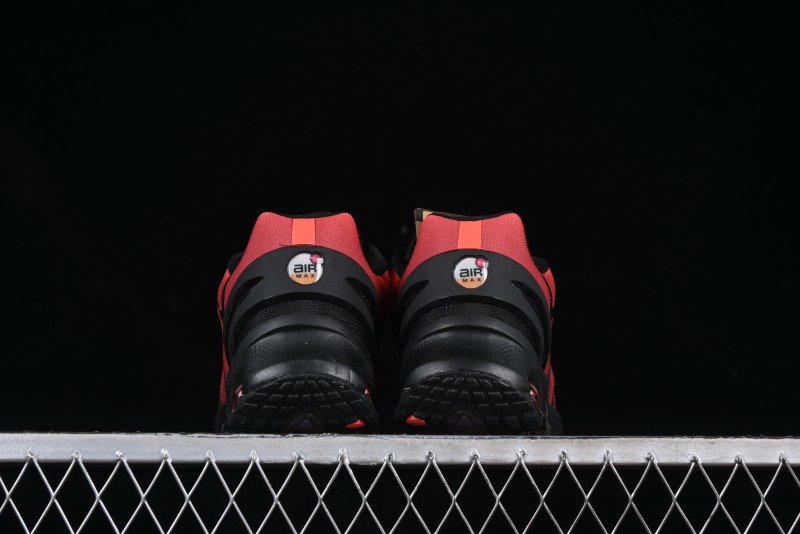 Nike Shox TL Nova - Red & Black High-Performance Sneakers
