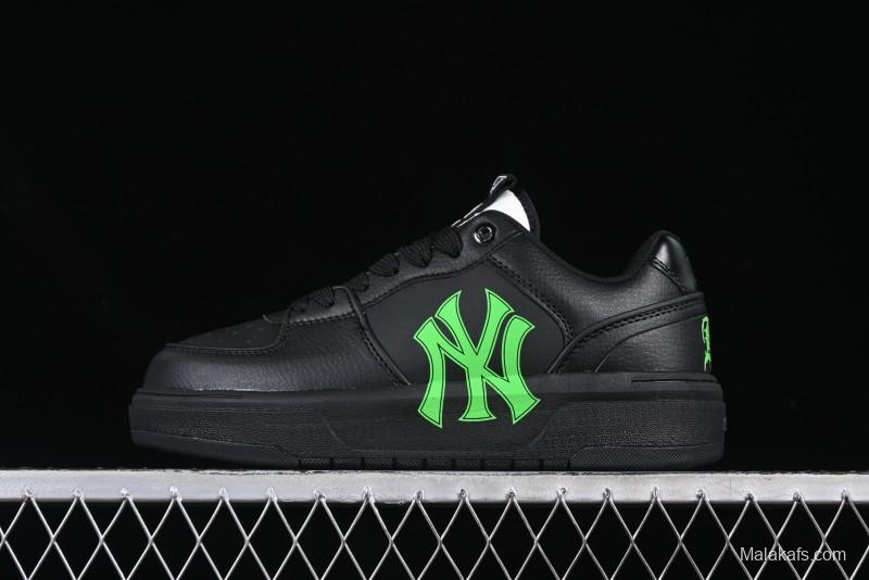 NY Yankees Black & Neon Green Sneakers - Classic Streetwear Style