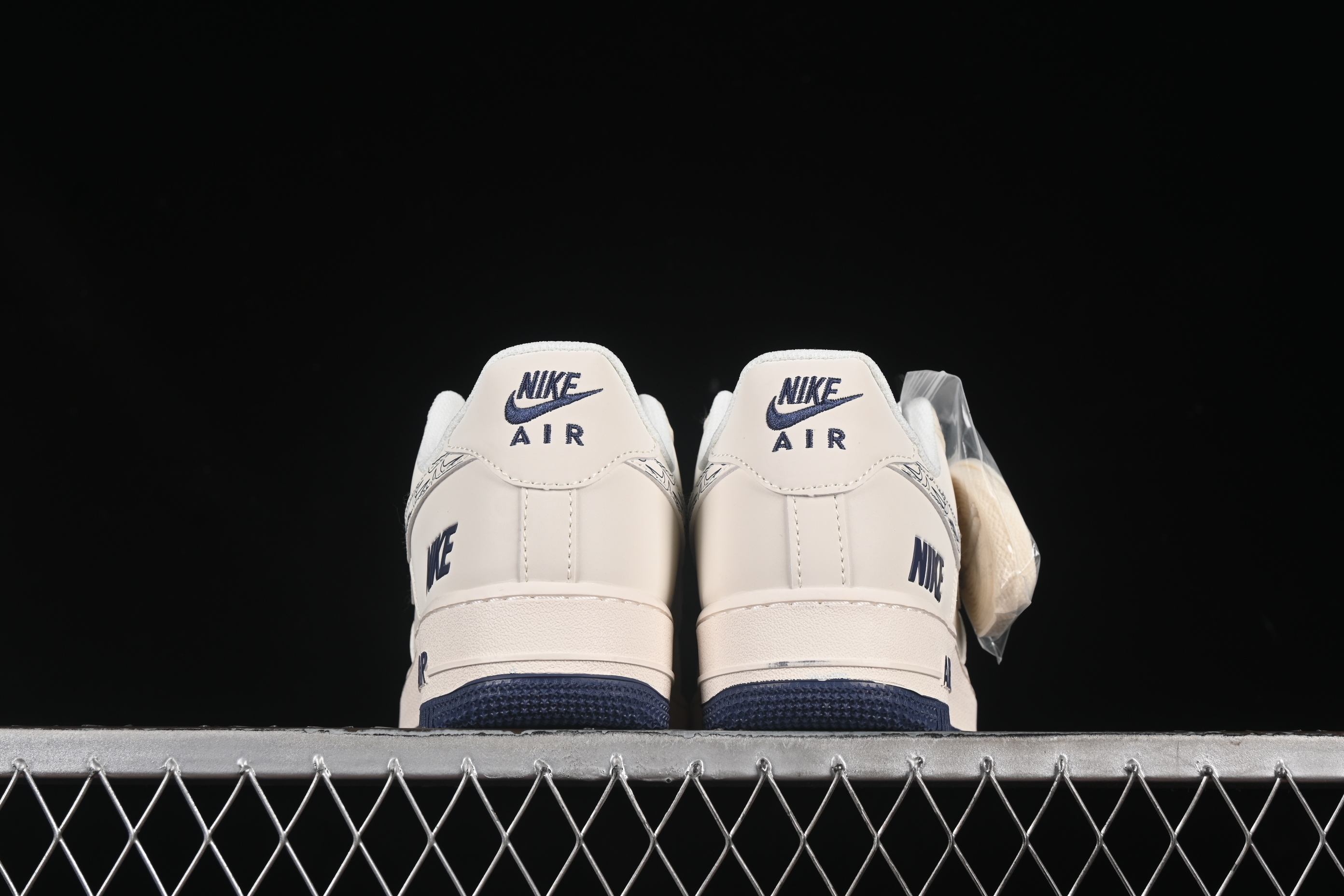Nike Air Force 1'07 Low Collaboration Sneakers in Dark Blue with Mini Swoosh Logo - HH7518-047