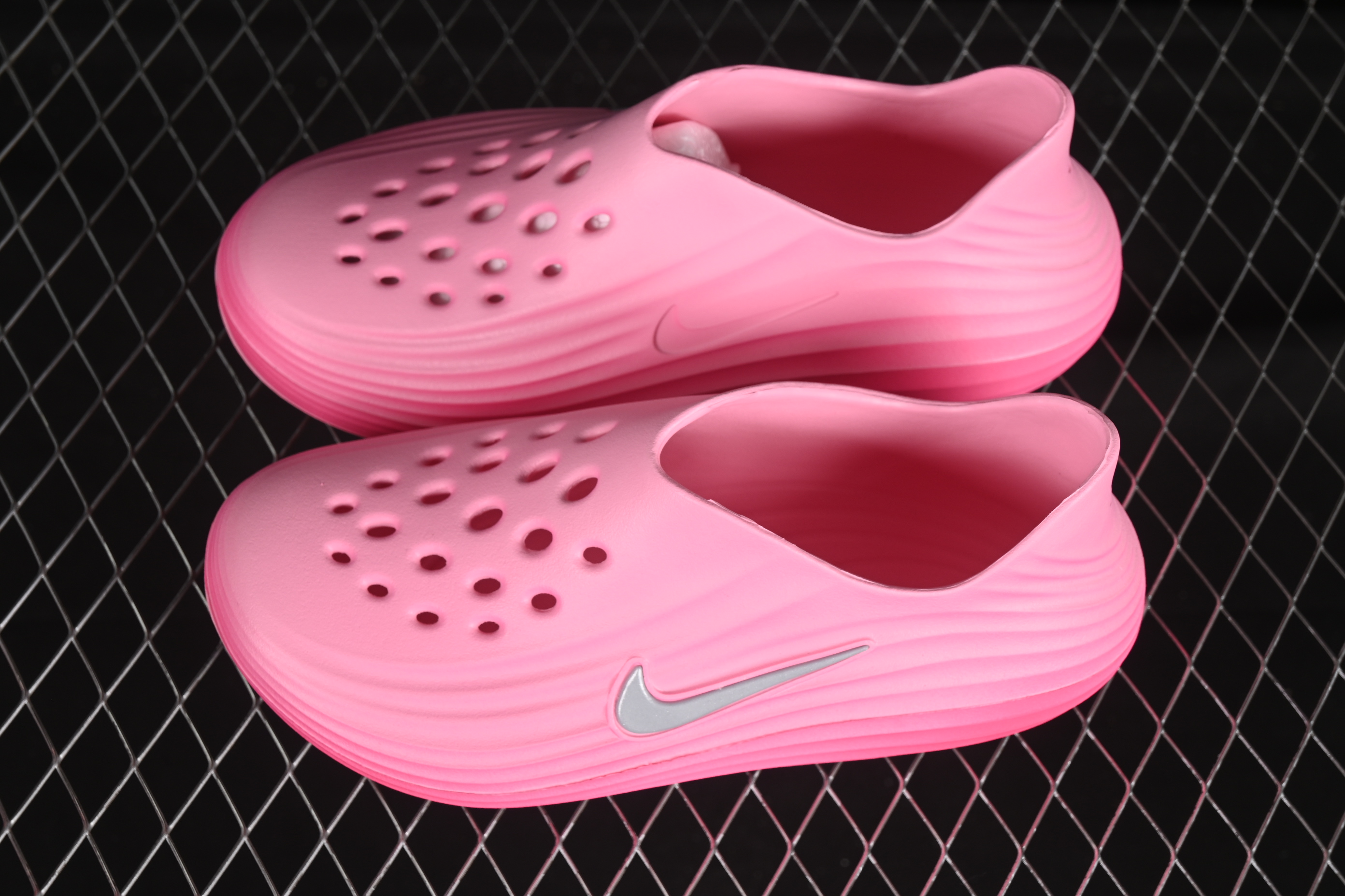 Nike ReactX Rejuven8 Summer Sandals with Ultra-Soft ReactX Foam - HV5062-601