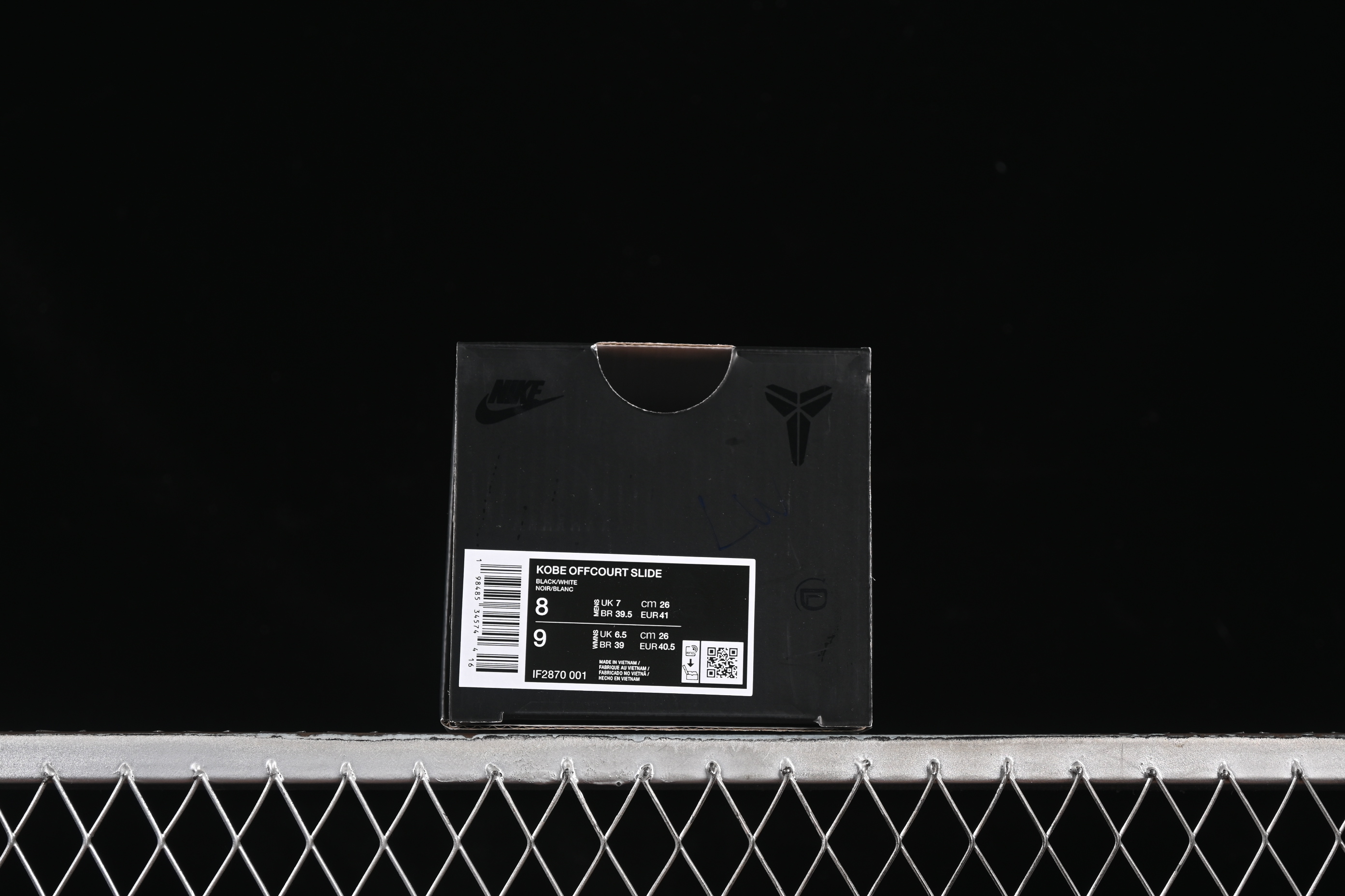 Nike Kobe Offcourt Slide Casual Slides in Pure Black - IF2870-001
