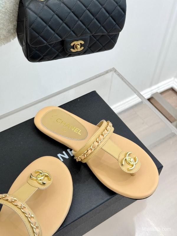 2025 Women Chanel Beige Lambskin Chain Toe Post Sandals KFY00250