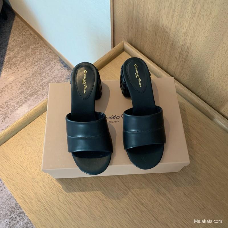 2025 Women Gianvito Rossi Black Leather Slippers KFY00260