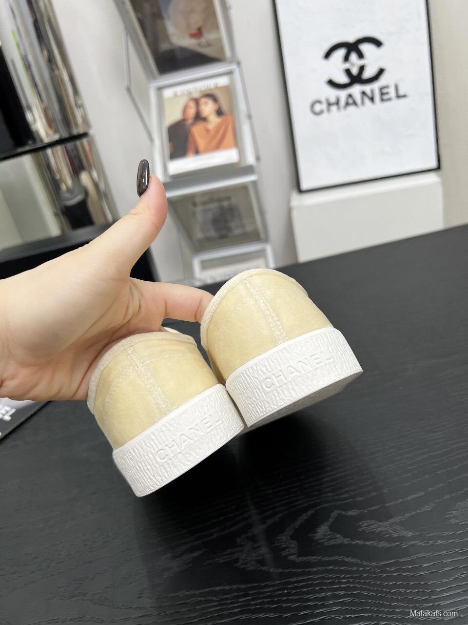 2025 Women Chanel Cream Canvas Leather Casual Sneakers LY00230