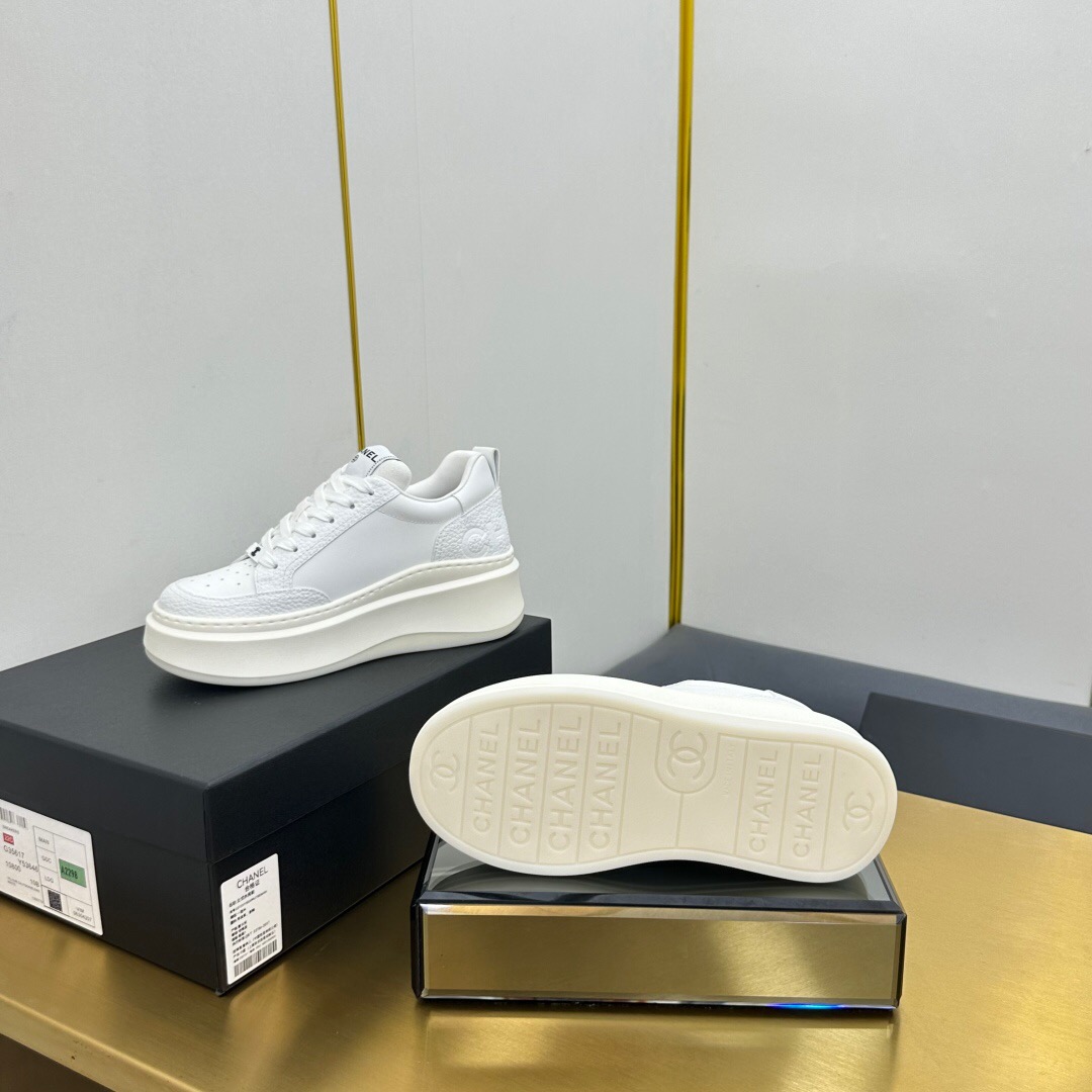 2025 Unisex Chanel White Leather Sneakers Platform Sneakers