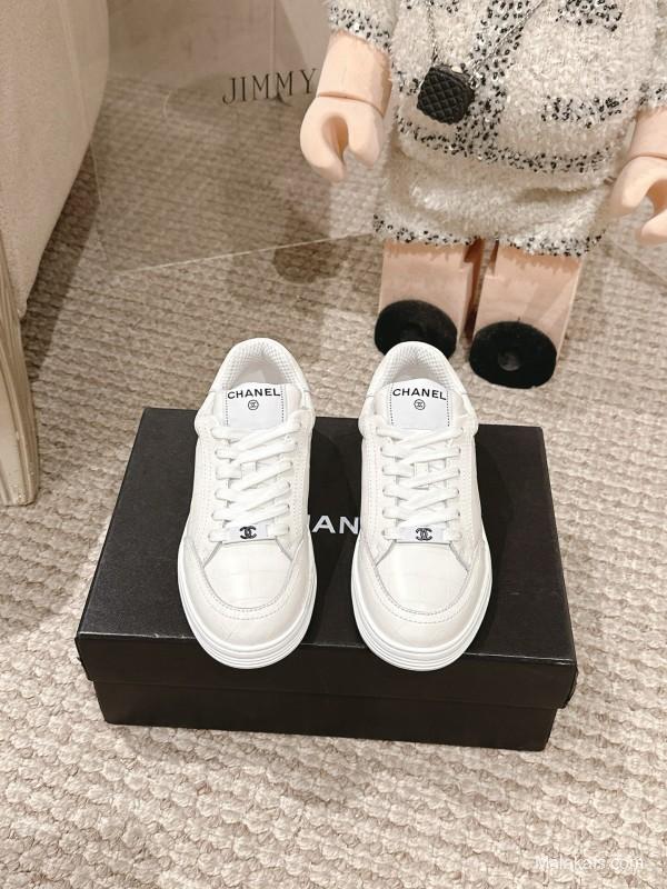 2025 Women Chanel White Leather Sneakers