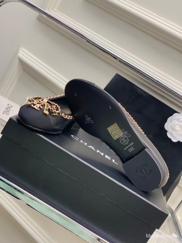 2025 Women Chanel Black Gold Leather Ballet Flats