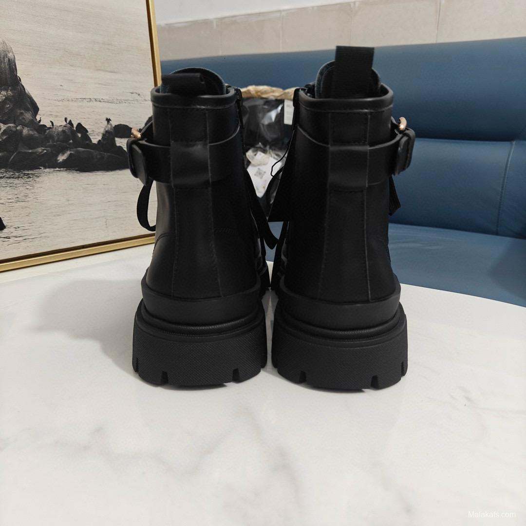 2024 Women Dolce & Gabbana Black Leather Ankle Boots DG00678