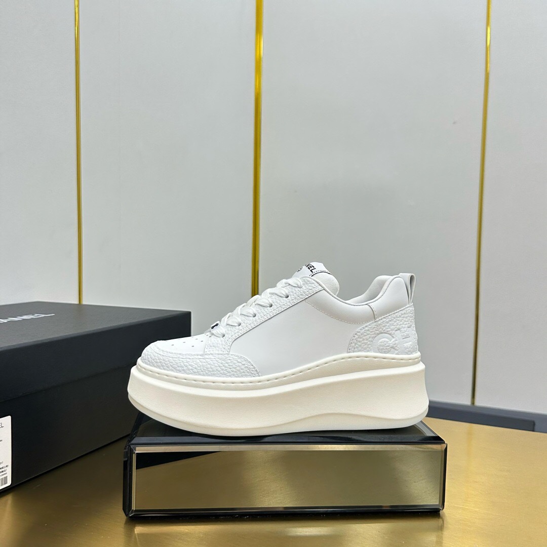 2025 Unisex Chanel White Leather Sneakers Platform Sneakers