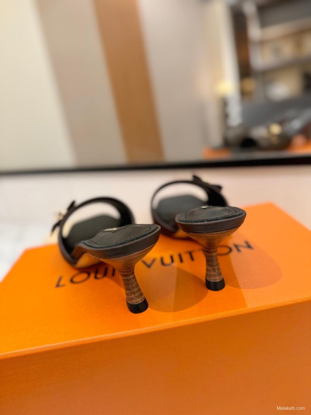 2025 Women Louis Vuitton Brown Leather Sandals KFY00310