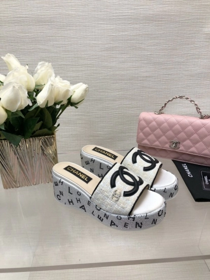 2025 Slippers Chanel White Black Fabric Platform Logo LY00320