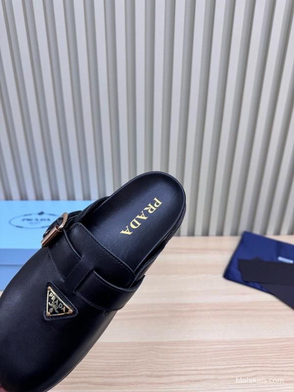 2025 Slippers Prada Black Leather Slippers