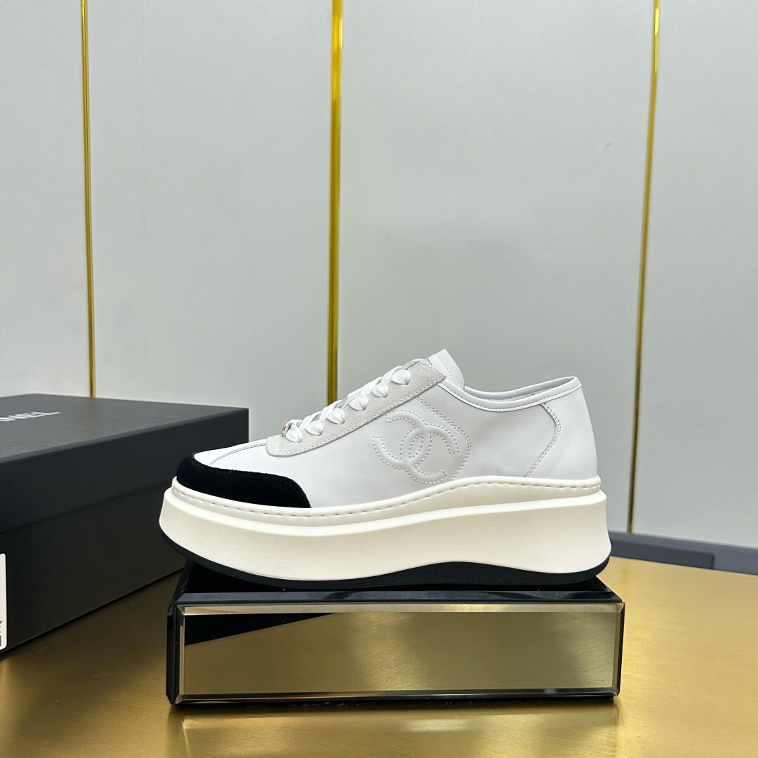 2025 Women Chanel White Black Leather Sneakers Platform Sole