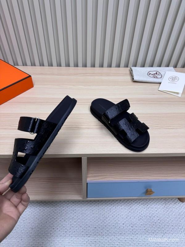 2025 Slippers Hermès Black Leather Slippers