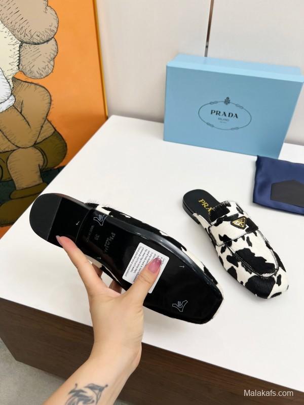 2025 Women Prada Black White Calf Hair Loafers LY00260
