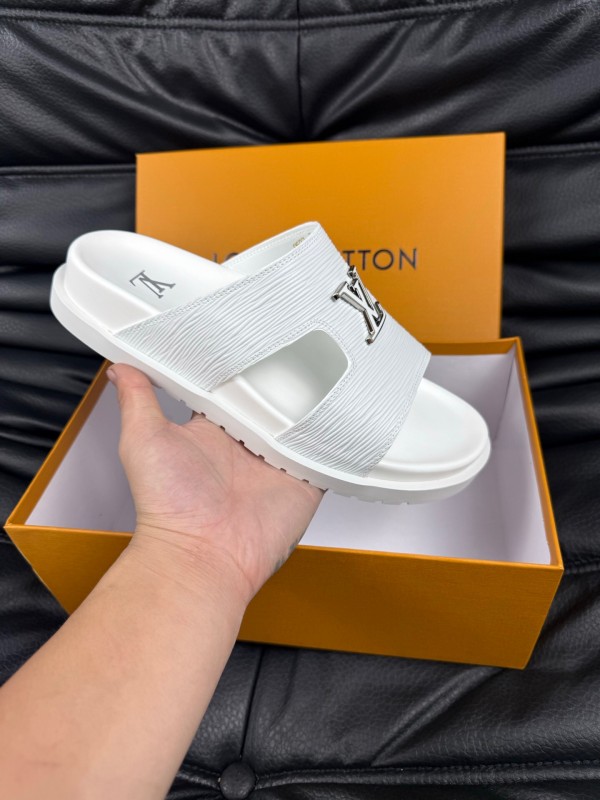 2025 Men Louis Vuitton White Leather Slippers AS00170