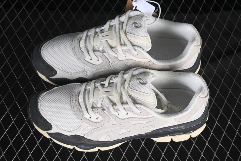 Asics Gel-NYC Retro Running Shoes with Breathable Mesh and Suede Upper - 1203A383-111